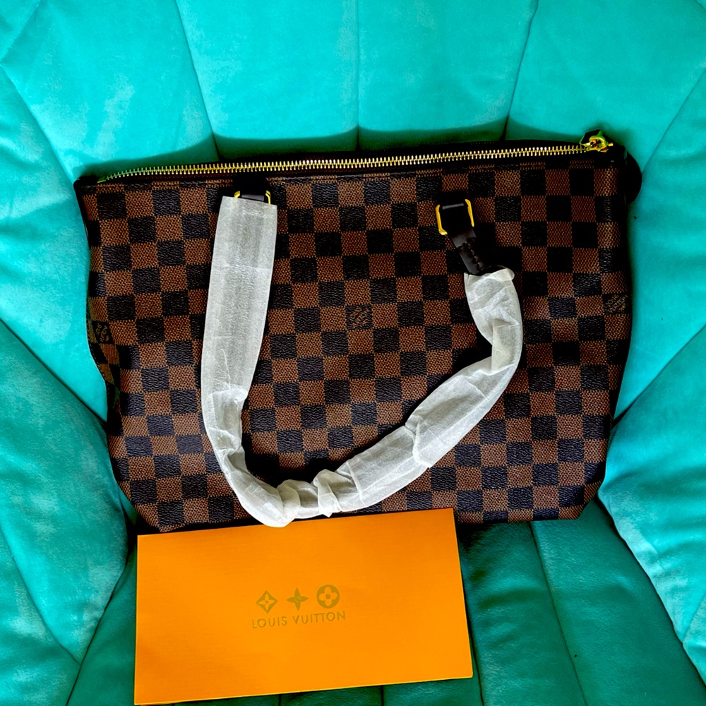 LV purse for sale